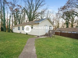 107 N Walker Ln, Oak Ridge, TN 37830