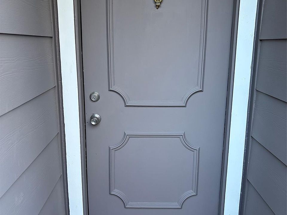 1st image of 12947 Newbrook Dr