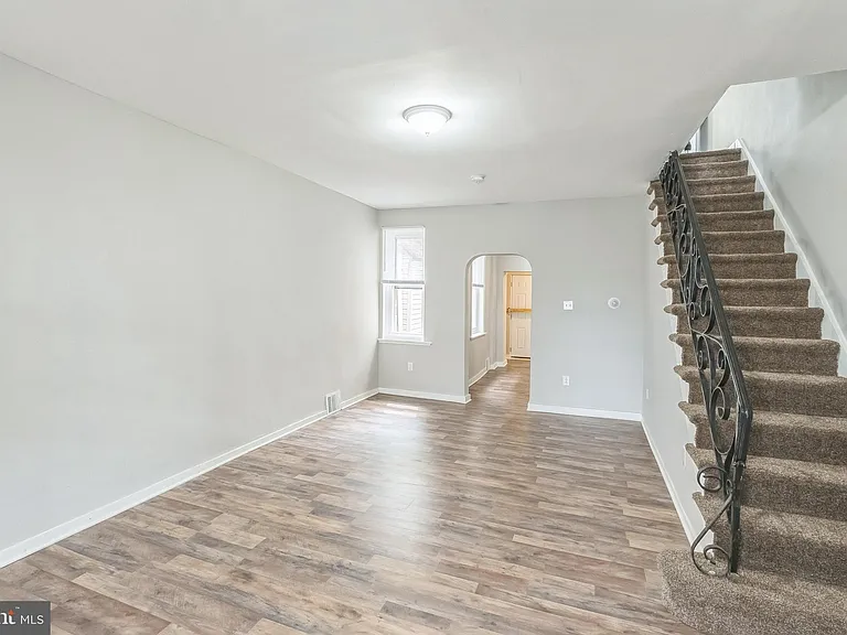 3533 Joyce St — Photo 5