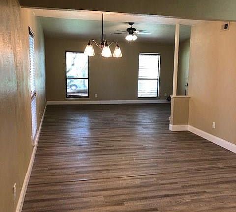 5th image of 841 Warwick Dr