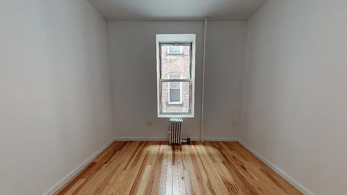 Rented by Bond New York | media 4