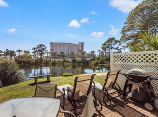 142 Robin Ln, Panama City, FL 32407