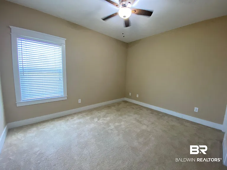 26646 Saint Augustine Dr — Photo 17