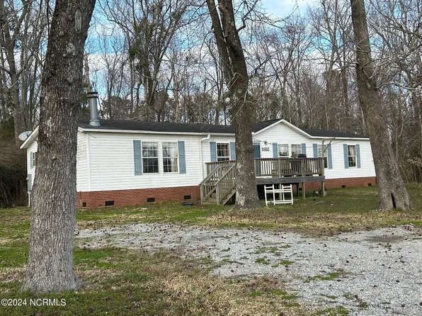 810 Laurel Road, Beaufort, NC 28516