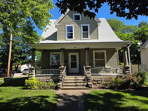 1604 8th Ave #1 Photo 1