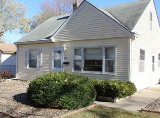 8011 2nd Ave S, Bloomington, MN 55420