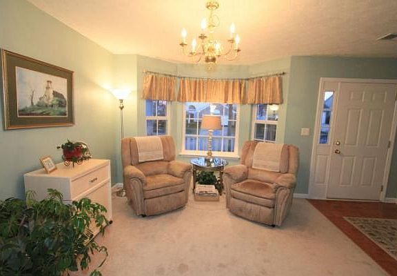 4th image of 3817 Landridge Dr