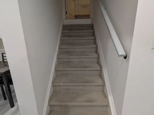 62 Seward Cres #Basement, Ajax, ON L1Z 1Z1