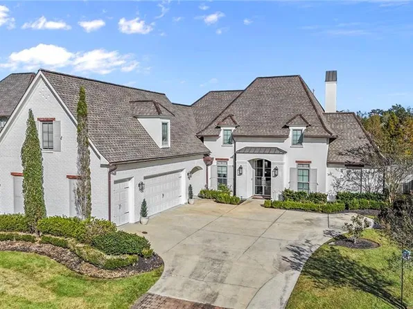 8757 Lake Carriage Dr, Baton Rouge, LA 70817