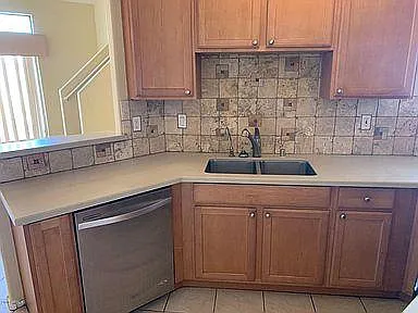 Building Photo - 2027 E University Dr #130