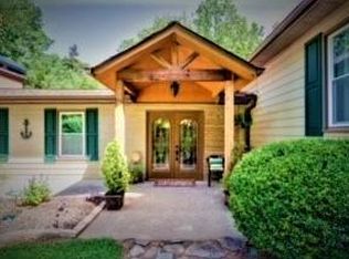 6487 Samoa Way, Flowery Branch, GA 30542