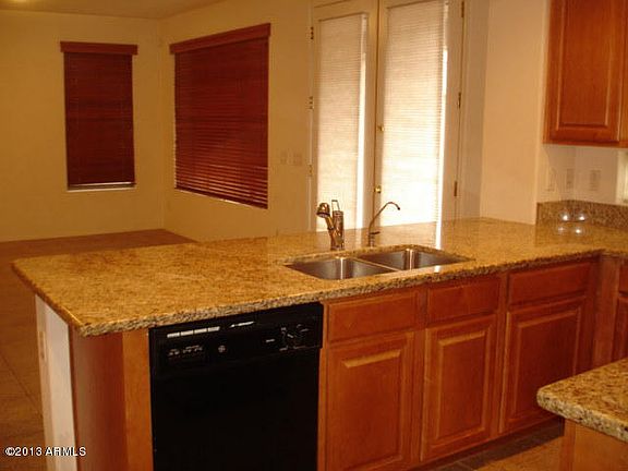 3rd image of 3867 E Packard Dr