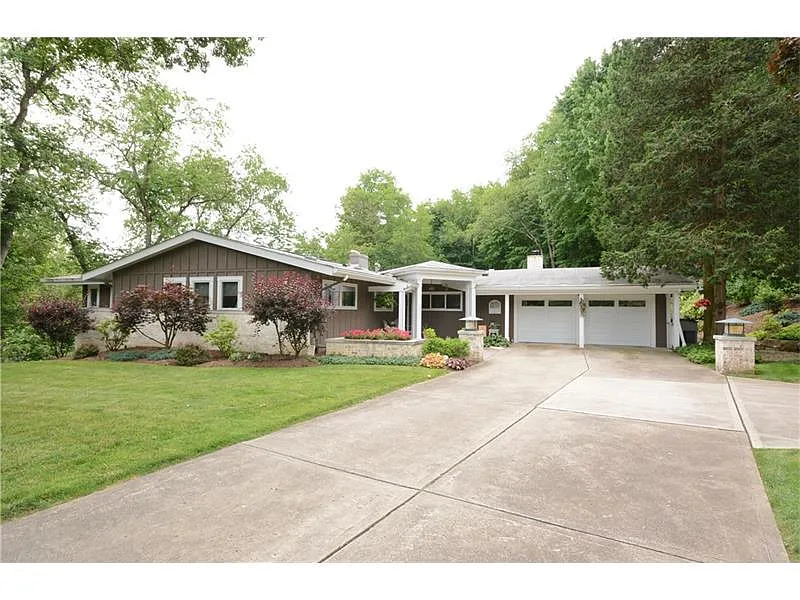 124 Wesport Dr photo 1