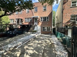 1045 E 228th Street, Bronx, NY 10466