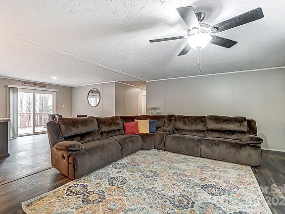 5th image of 5211 Timber Creek Ct