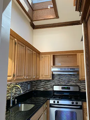 Rented by Compass | media 54