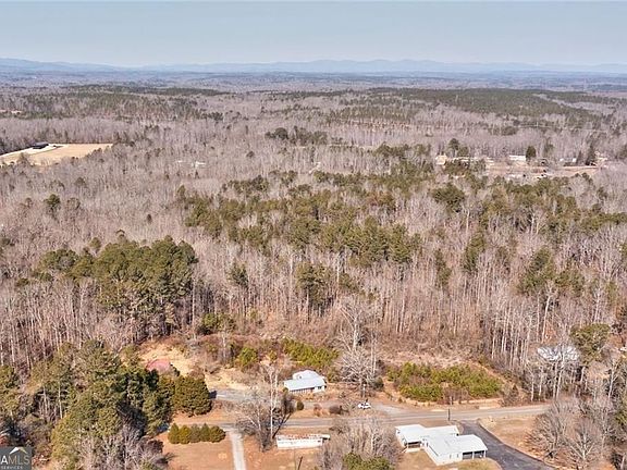 3rd image of 7315 Freeman Rd