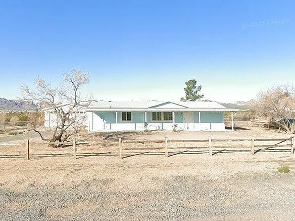 3565 N Milky Way Rd, Golden Valley, AZ 86413