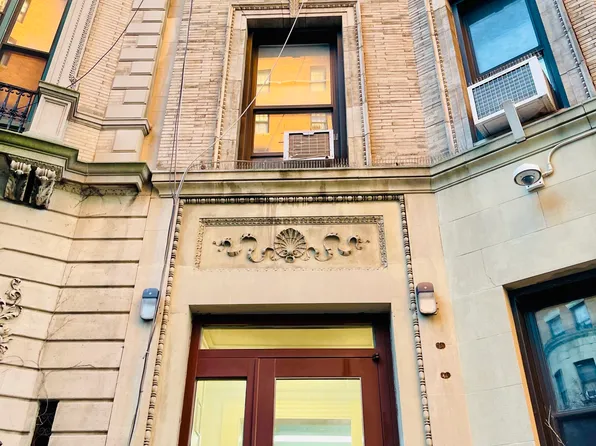 318 West 75th Street