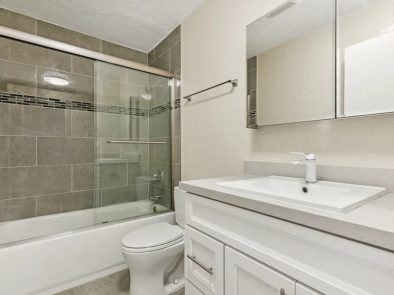 2732 Haste Street — Photo 9