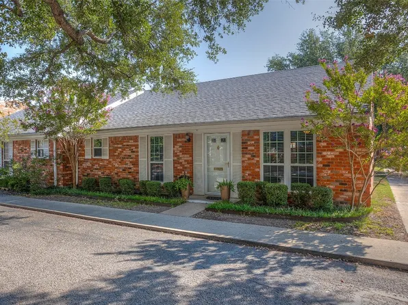 1261 Roaring Springs Rd, Fort Worth, TX 76114