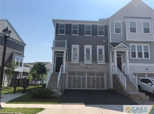 601 Mia Dr, Highland Park, NJ 08904