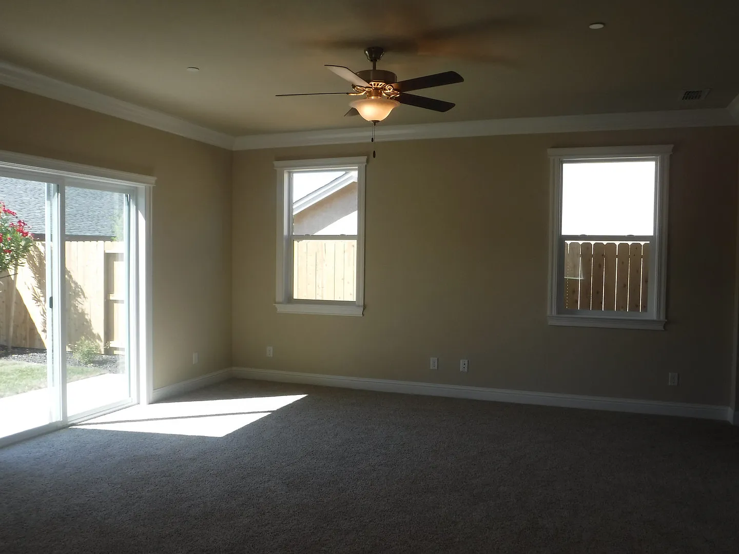Beautiful Home in Highland Park — Photo 3