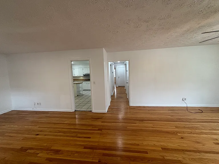 3144 Belden Cir — Photo 4