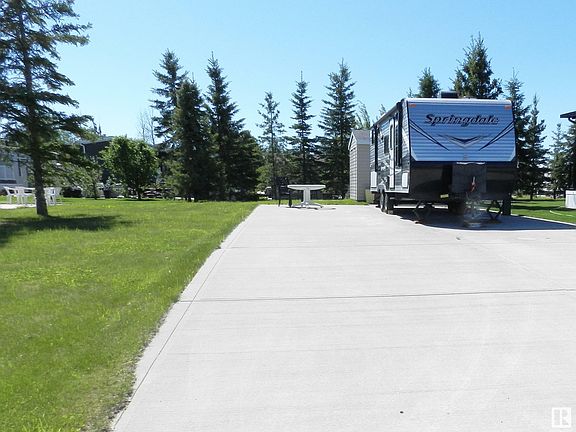 2nd image of 183 Range Road 70 #53126