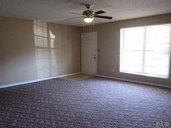 3rd image of 446 Braener Cir