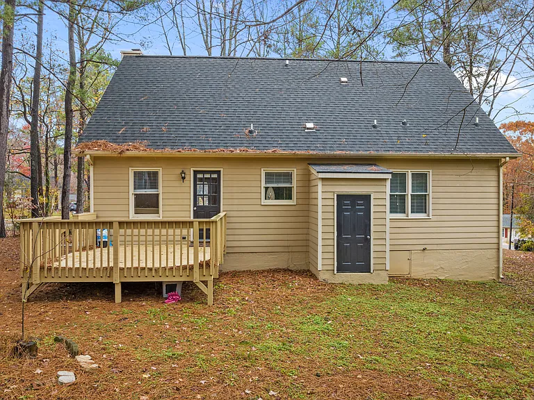 103 Bushberry Ct — Photo 32