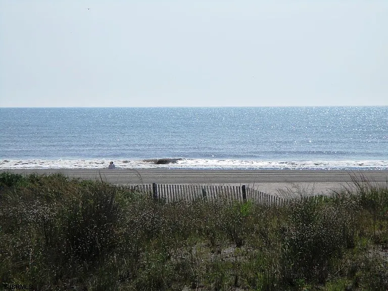 3501 Boardwalk — Photo 26