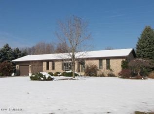 7333 W Oakmeadow Dr, La Porte, IN 46350