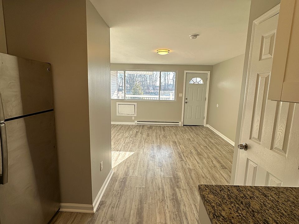 1st image of 129 Cosey Beach Ave #B3c