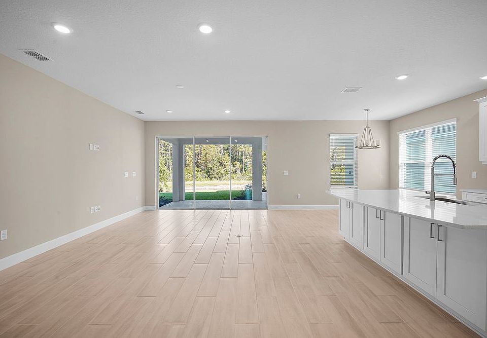 1st image of 29837 Imperati Blvd