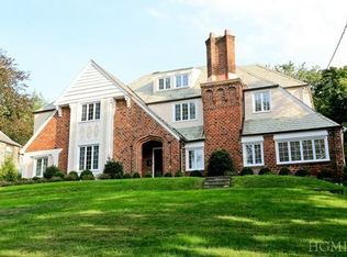 111 Trenor Dr, New Rochelle, NY 10804