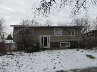 513 Davis St, Park Forest, IL