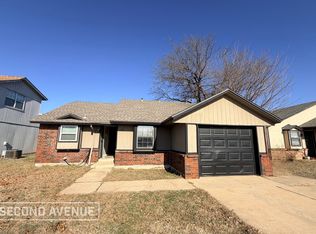 329 NW 119th St, Oklahoma City, OK 73114