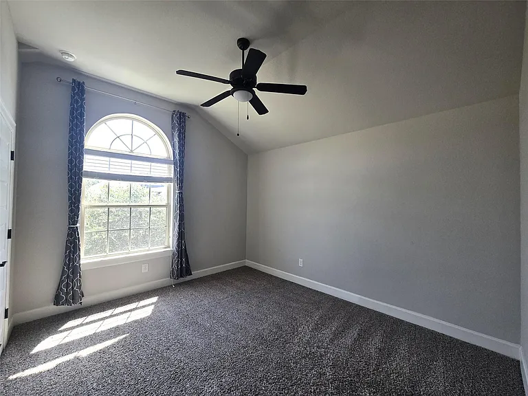 340 Cross Timbers Dr — Photo 32