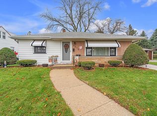 7512 16th Ave, Kenosha, WI 53143