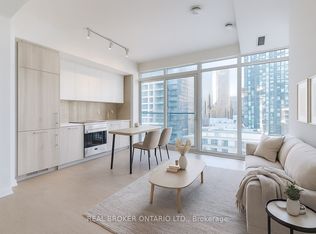 65 Mutual St #1505, Toronto, ON M5B2A9
