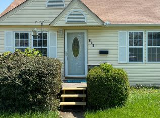 349 Hillman Rd, Akron, OH 44312