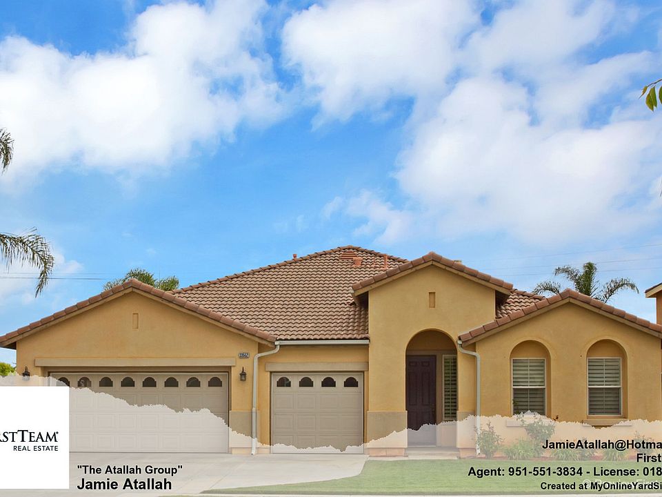 1st image of 33552 Zinnia Ln