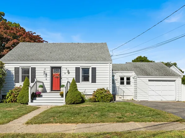 9 Mayflower Court, Milford, CT 06460