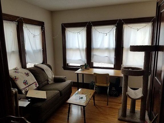 2nd image of 2020 E Franklin Ave APT 4
