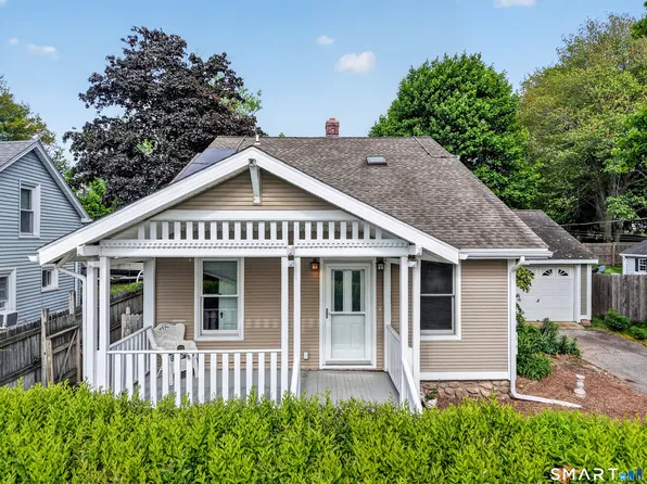 74 Vivian Street, Waterford, CT 06385