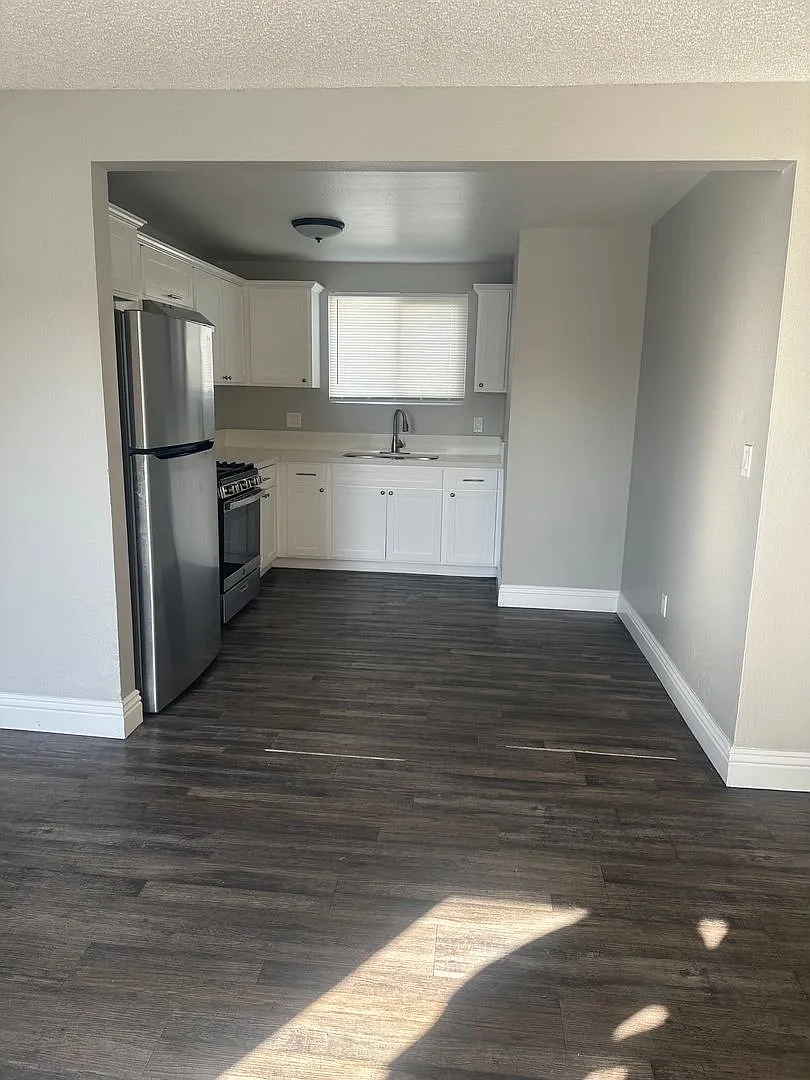 10974 S Main Street #1-4 — Photo 3
