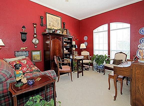 4th image of 2716 Stanford Dr