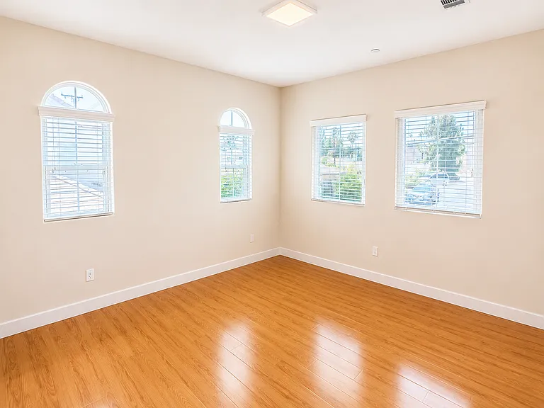 719 S Stoneman Ave #A — Photo 11