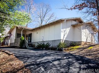 6 Canoe Ct, Osage Beach, MO 65065